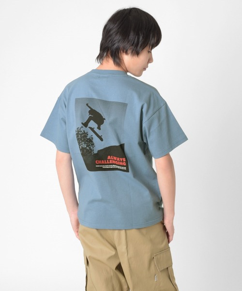 GLAZOS(グラソス)の「【接触冷感】アソートバックフォトプリント半袖Tシャツ(Tシャツ/カットソー・キッズ・ブルー/オートミール/チャコールグレー/カーキ/ホワイト/グレー/ベージュ・140cm/150cm/130cm/170cm/160cm)」の7枚目の写真