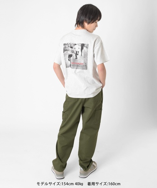 GLAZOS(グラソス)の「【接触冷感】アソートバックフォトプリント半袖Tシャツ(Tシャツ/カットソー・キッズ・ブルー/オートミール/チャコールグレー/カーキ/ホワイト/グレー/ベージュ・140cm/150cm/130cm/170cm/160cm)」の21枚目の写真