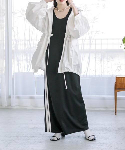 mystic（ミスティック）の「【サイズ展開あり】ラインジャージワンピース（ワンピース・レディース・ブラック/ブラック系その他/ベージュ・1/2）」の16枚目の写真