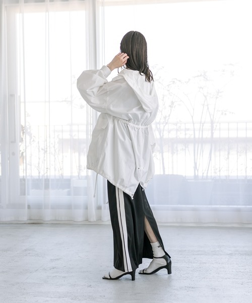 mystic（ミスティック）の「【サイズ展開あり】ラインジャージワンピース（ワンピース・レディース・ブラック/ブラック系その他/ベージュ・1/2）」の12枚目の写真