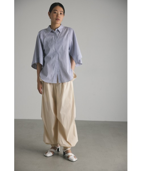 STYLEMIXER(スタイルミキサー)の「スリットベルスリーブシャツ(シャツ/ブラウス・レディース・ホワイト/ブラック系その他/ネイビー・FREE)」の18枚目の写真