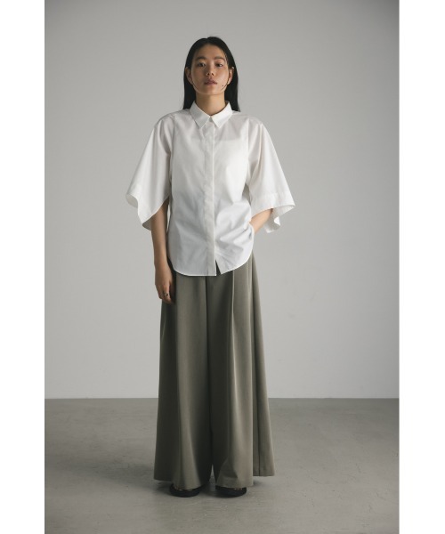 STYLEMIXER(スタイルミキサー)の「スリットベルスリーブシャツ(シャツ/ブラウス・レディース・ホワイト/ブラック系その他/ネイビー・FREE)」の5枚目の写真