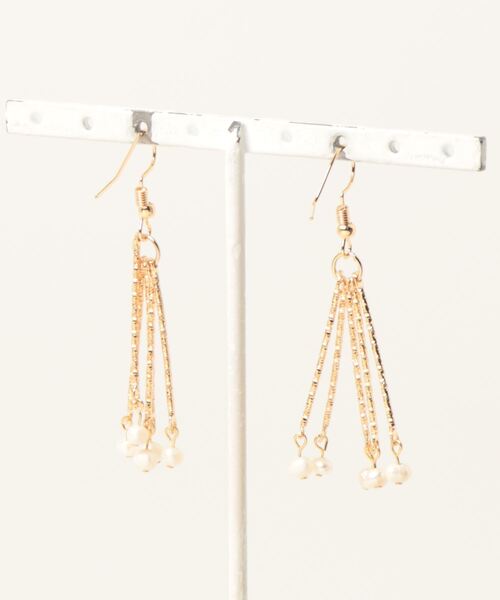 tone(トーン)の「【Astyle】淡水パール5連スティックステンレスピアス(MA)(ピアス(両耳用)・レディース・ゴールド・FREE)」の5枚目の写真