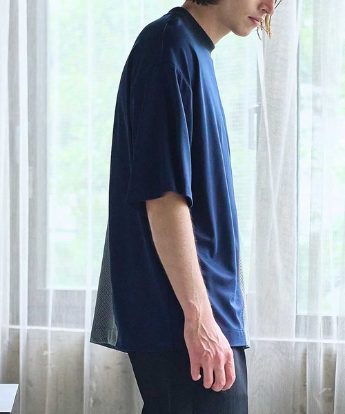 UNITED TOKYO（ユナイテッドトウキョウ）の「ジオメトリックコンビTシャツ(半袖)（Tシャツ/カットソー・メンズ・ライトグレー/ブラック/ネイビー・1/2）」の7枚目の写真