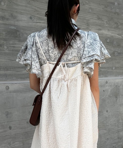 Lamoa（ラモア）の「【Lamoa】/花柄エンボスキャミワンピース（ワンピース・レディース・アイボリー/ブラック・MEDIUM）」の7枚目の写真