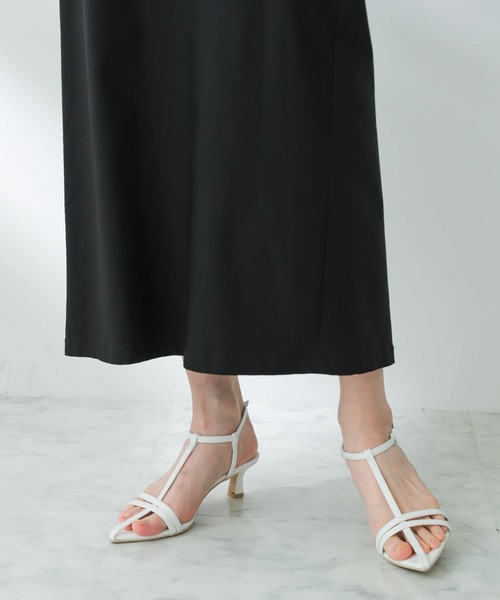 SENSE OF PLACE by URBAN RESEARCH（センスオブプレイスバイアーバンリサーチ）の「ポインテッドナローストラップサンダル（サンダル・レディース・シルバー/ホワイト/ブラック・SMALL/MEDIUM/LARGE）」の22枚目の写真