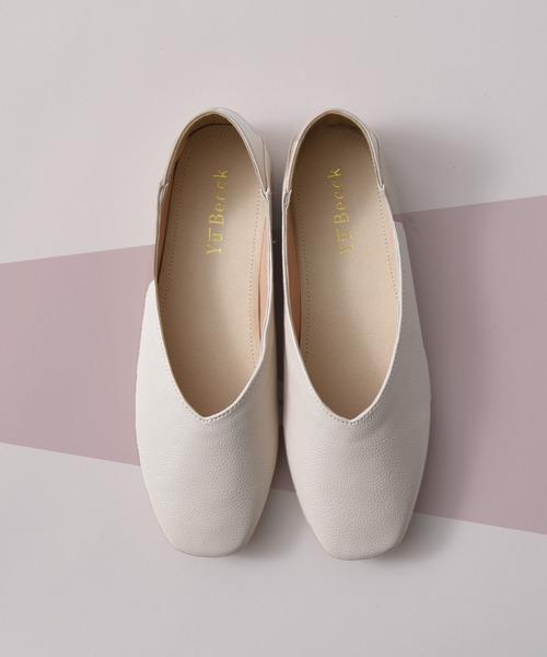 CALIFORNIA OUTFITTERS（カリフォルニア アウトフィッターズ）の「スクウェアトゥバレエ　フラットシューズ/「オールシーズン活躍できるフラットバレエシューズ」【Maison select -メゾンセレクト-cawaii shoes カワイイシューズコレクション】（パンプス・レディース・アイボリー/ピンクベージュ/グレイッシュベージュ/ブラック・M/LL/L）」の2枚目の写真