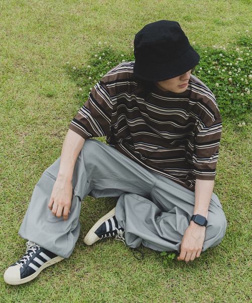 kutir(クティール)の「オーバーサイズマルチボーダーTシャツ(Tシャツ/カットソー・メンズ・グレー/ブラック/ブラウン・MEDIUM/LARGE)」の22枚目の写真