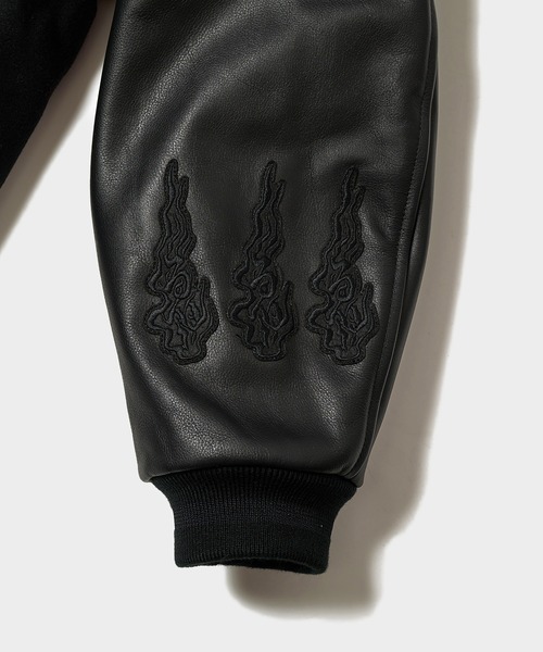 DELUXE(デラックス)の「Evisen x DELUXE VAR SITY BOYS JACKET(スタジャン・メンズ・ブラック/ホワイト・MEDIUM/LARGE/SMALL)」の16枚目の写真