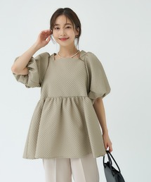 ダイヤエンボスブラウス