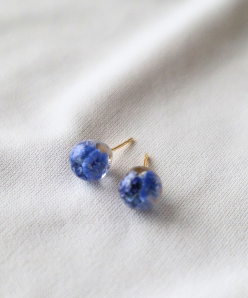 CERCA(チェルカ)の「fuwairo/かすみ草の一粒ピアス(ピアス(両耳用)・レディース・パープル/ホワイト/オレンジ/ブルー・FREE)」の7枚目の写真