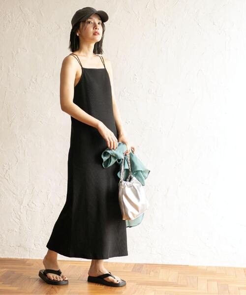 coen（コーエン）の「【WEB限定】カップ付きTCワッフルキャミワンピース（ワンピース・レディース・ブラック/ブラウン・FREE）」の4枚目の写真