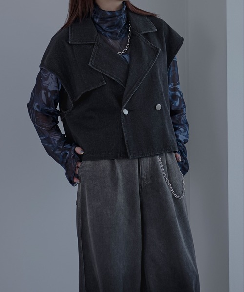 Ellno Loset（エルノロゼット）の「デニムショートトレンチジレ/セットアップ対応（ベスト・メンズ・ブラック・MEDIUM/LARGE）」の8枚目の写真