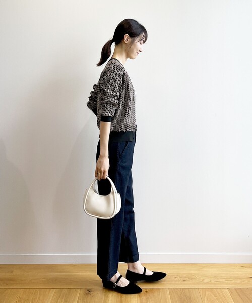 OPAQUE.CLIP(オペークドットクリップ)の「◆ジオメトリックジャカードニットカーディガン【洗濯機洗い可】(カーディガン/ボレロ・レディース・ブラック系/ピンク系・38/40)」の9枚目の写真