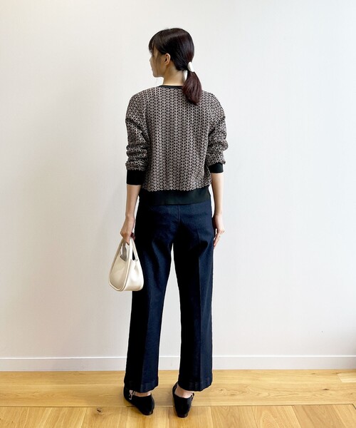 OPAQUE.CLIP(オペークドットクリップ)の「◆ジオメトリックジャカードニットカーディガン【洗濯機洗い可】(カーディガン/ボレロ・レディース・ブラック系/ピンク系・38/40)」の10枚目の写真
