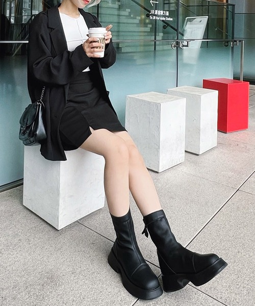 Figments(フィグメンツ)の「フィットブーツ(ブーツ・レディース・ブラック・MEDIUM/SMALL)」の2枚目の写真