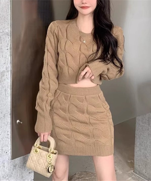 gossip！ロサンゼルス（ゴシップロサンゼルス）の「ケーブルニット セットアップ（ニット/セーター・レディース・グレー/ホワイト/ピンク/ライトブラウン・FREE）」の21枚目の写真