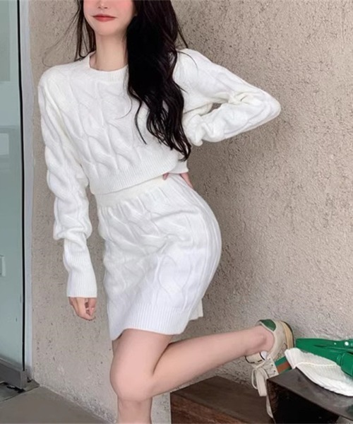 gossip！ロサンゼルス（ゴシップロサンゼルス）の「ケーブルニット セットアップ（ニット/セーター・レディース・グレー/ホワイト/ピンク/ライトブラウン・FREE）」の6枚目の写真