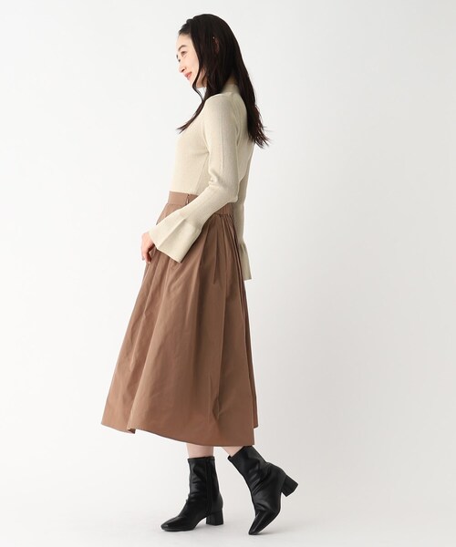 OPAQUE.CLIP（オペークドットクリップ）の「◆ラメ混フレアースリーブリブニット【洗濯機洗い可／UVケア】（ニット/セーター・レディース・ブラック系5/ベージュ系その他2/ベージュ系9・38/42/40/36）」の9枚目の写真