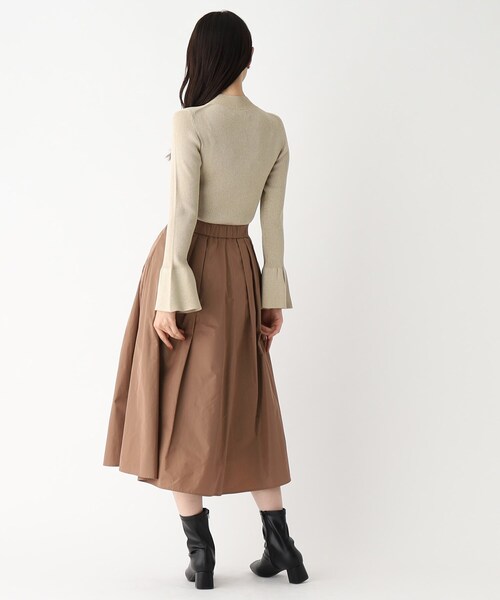 OPAQUE.CLIP（オペークドットクリップ）の「◆ラメ混フレアースリーブリブニット【洗濯機洗い可／UVケア】（ニット/セーター・レディース・ブラック系5/ベージュ系その他2/ベージュ系9・38/42/40/36）」の10枚目の写真