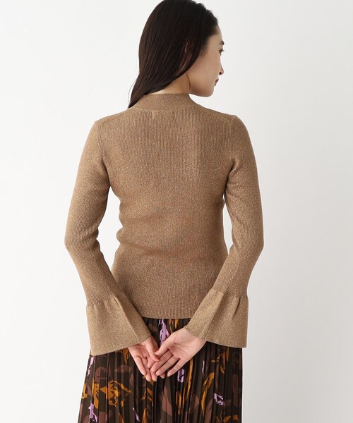 OPAQUE.CLIP（オペークドットクリップ）の「◆ラメ混フレアースリーブリブニット【洗濯機洗い可／UVケア】（ニット/セーター・レディース・ブラック系5/ベージュ系その他2/ベージュ系9・38/42/40/36）」の21枚目の写真