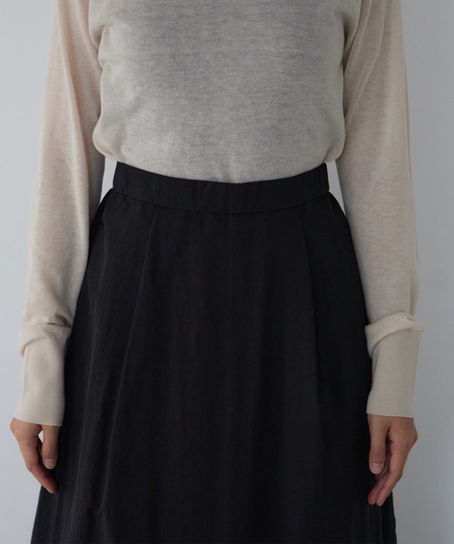 for/c（フォーシー）の「撥水ナイロンヴィンテージコクーンスカート【サスティナブル】（スカート・レディース・アイボリー/ブラック・M/L）」の12枚目の写真