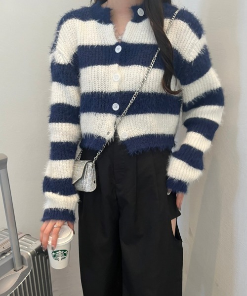 nemne store(ネンネストア)の「《Delfy》シャギーボーダーカーディガン(カーディガン/ボレロ・レディース・ブラック/ブラウン/ネイビー・フリー)」の8枚目の写真