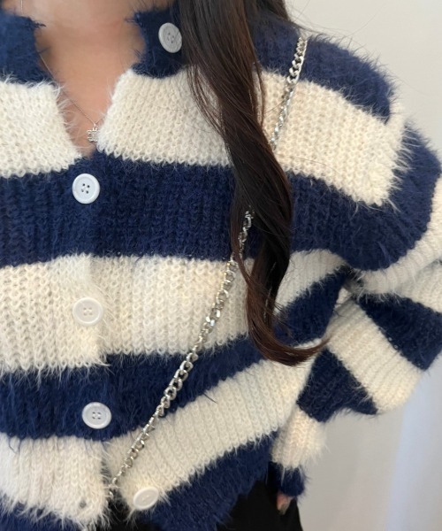 nemne store(ネンネストア)の「《Delfy》シャギーボーダーカーディガン(カーディガン/ボレロ・レディース・ブラック/ブラウン/ネイビー・フリー)」の10枚目の写真