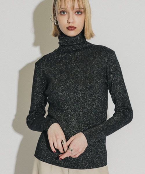 casane（カサネ）の「ラメリブタートルニット（ニット/セーター・レディース・アイボリー/ブラック/パープル/シルバー/ブラウン/ベージュ・FREE）」の16枚目の写真