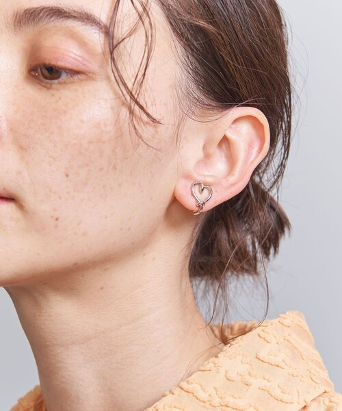 BEAUTY&YOUTH UNITED ARROWS（ビューティーアンドユースユナイテッドアローズ）の「メタル ハート クリップ イヤリング（イヤリング・レディース・ゴールド/シルバー・FREE）」の3枚目の写真
