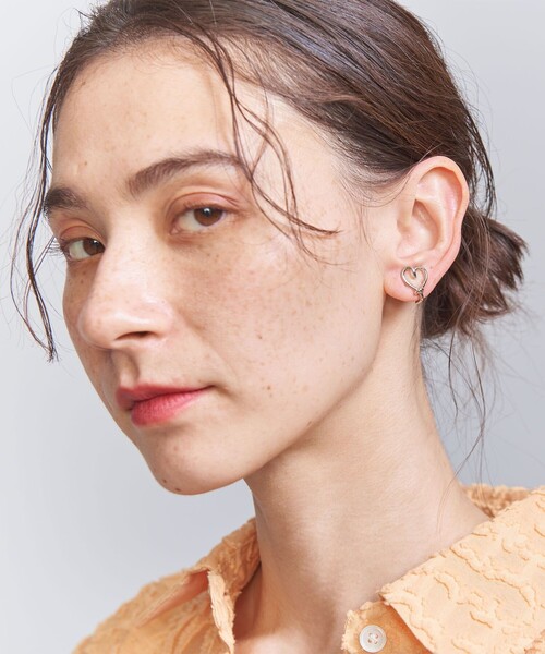 BEAUTY&YOUTH UNITED ARROWS（ビューティーアンドユースユナイテッドアローズ）の「メタル ハート クリップ イヤリング（イヤリング・レディース・ゴールド/シルバー・FREE）」の4枚目の写真