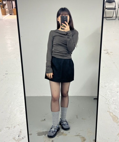 GIUNON（ジウノン）の「stretch sheer tops / ストレッチシアートップス（Tシャツ/カットソー・レディース・カーキ/ブルー/アイボリー・FREE）」の13枚目の写真