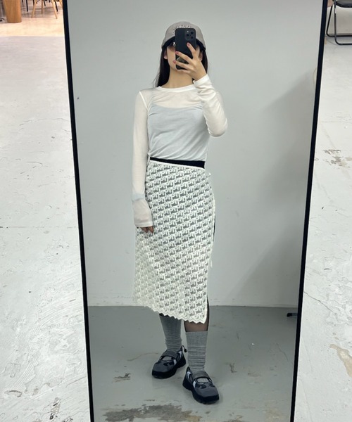 GIUNON（ジウノン）の「stretch sheer tops / ストレッチシアートップス（Tシャツ/カットソー・レディース・カーキ/ブルー/アイボリー・FREE）」の17枚目の写真