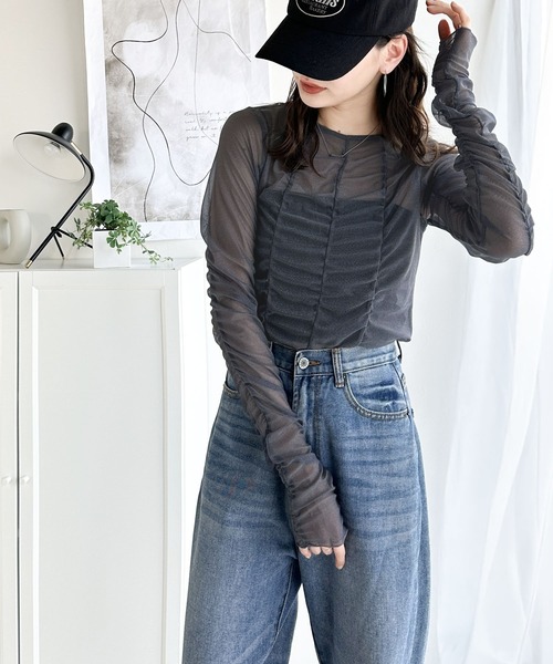classicalelf(クラシカルエルフ)の「大人フェミニン。前後2way ラメチュールギャザートップス(Tシャツ/カットソー・レディース・モカ/オフホワイト/チャコールグレー/ライトベージュ/ブラック・X-LARGE/SMALL/MEDIUM/LARGE)」の16枚目の写真