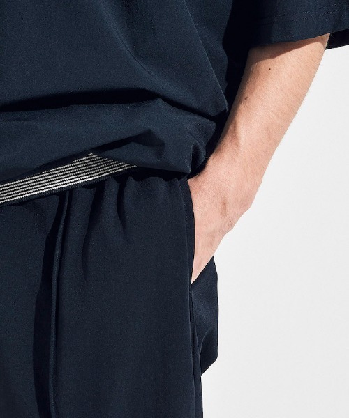 Penguin by Munsingwear（ペンギン バイ マンシングウェア）の「NYLON MULCHWAY SET UP / ナイロンマルチウェイセットアップ（その他トップス・メンズ・ブラック/ネイビー・XL/L/M）」の18枚目の写真