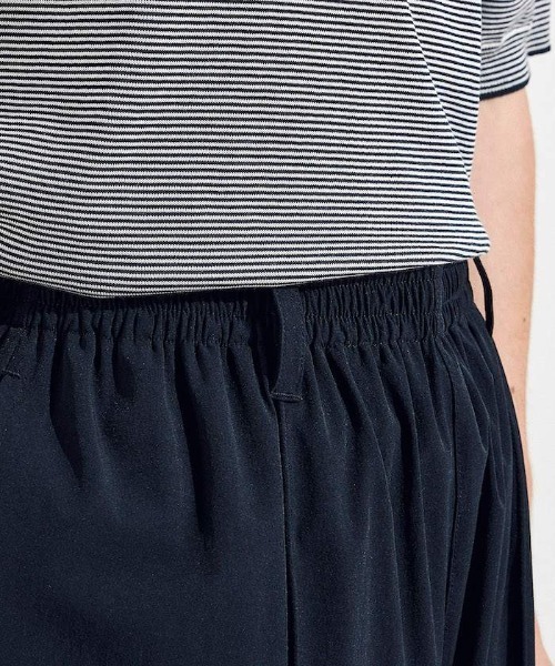 Penguin by Munsingwear（ペンギン バイ マンシングウェア）の「NYLON MULCHWAY SET UP / ナイロンマルチウェイセットアップ（その他トップス・メンズ・ブラック/ネイビー・XL/L/M）」の20枚目の写真