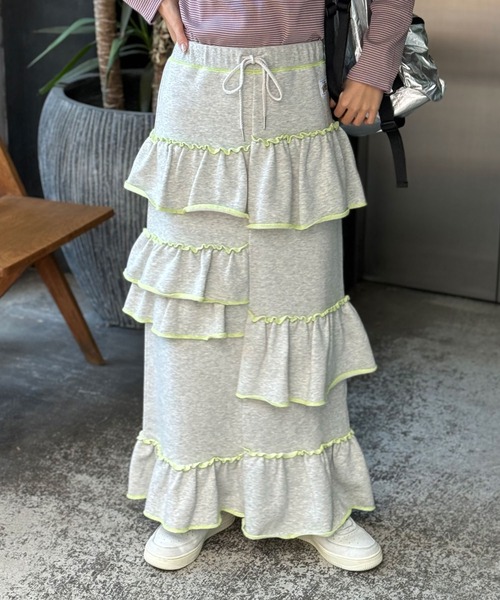 HELLO.SANFRANCISCO（ハローサンフランシスコ）の「【HELLO.SANFRANCISCO/ハローサンフランシスコ】ランダムフリルスウェットスカート（スカート・レディース・ライトグレー/オフホワイト・FREE）」の15枚目の写真