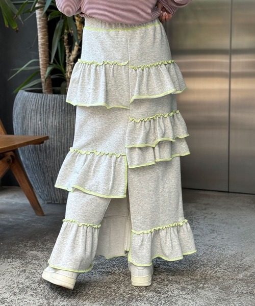 HELLO.SANFRANCISCO（ハローサンフランシスコ）の「【HELLO.SANFRANCISCO/ハローサンフランシスコ】ランダムフリルスウェットスカート（スカート・レディース・ライトグレー/オフホワイト・FREE）」の19枚目の写真