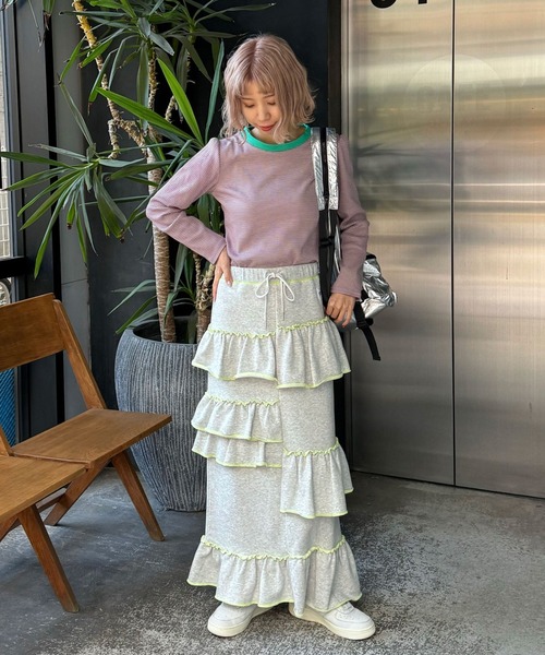 HELLO.SANFRANCISCO（ハローサンフランシスコ）の「【HELLO.SANFRANCISCO/ハローサンフランシスコ】ランダムフリルスウェットスカート（スカート・レディース・ライトグレー/オフホワイト・FREE）」の4枚目の写真