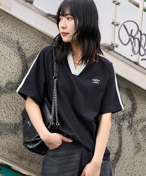 UMBRO スキッパーTシャツ PUBLUX（パブリュクス）の「UMBRO × PUBLUX/アンブロ 袖ライン