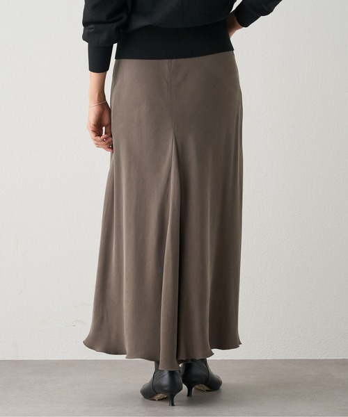 BEARDSLEY（ビアズリー）の「バックテールスカート（スカート・レディース・ベージュ/アイボリー/ブラック/カーキ・M/S/0/1）」の17枚目の写真