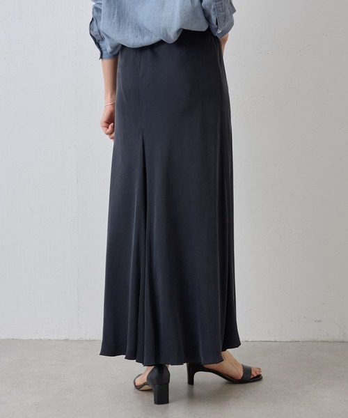 BEARDSLEY（ビアズリー）の「バックテールスカート（スカート・レディース・ベージュ/アイボリー/ブラック/カーキ・M/S/0/1）」の21枚目の写真