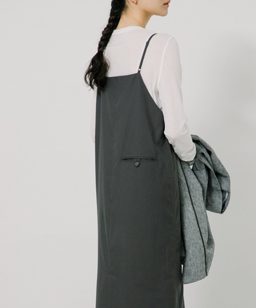 URBAN RESEARCH（アーバンリサーチ）の「ストレートキャミワンピース（ワンピース・レディース・ベージュ系その他/チャコールグレー・FREE）」の11枚目の写真