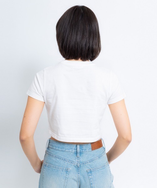 atmos pink（アトモスピンク）の「atmos pink エンブロイダリー ロゴ ショートTシャツ（Tシャツ/カットソー・レディース・ホワイト/ブラック・S/M）」の4枚目の写真