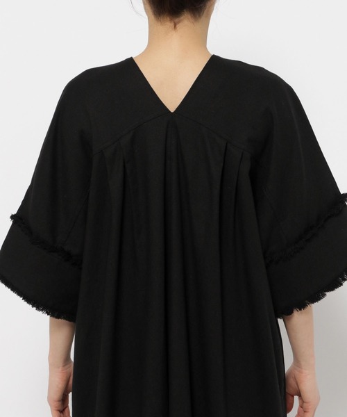 LEPSIM（レプシィム）の「【FOR I SERIES】フリンジデザインワンピース　110833（ワンピース・レディース・ブラック/ホワイト系その他/ブルー系その他/ベージュ系その他/レッド/ホワイト系その他2・FREE/TALL）」の14枚目の写真