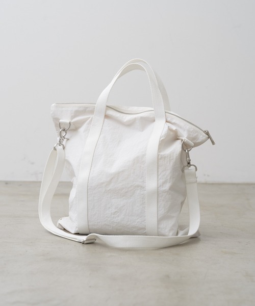 WHIMSIC(ウィムジック)の「【UNISEX】ヘルメットバッグ(ショルダーバッグ・メンズ・ミント/ホワイト/ブラック・FREE)」の4枚目の写真