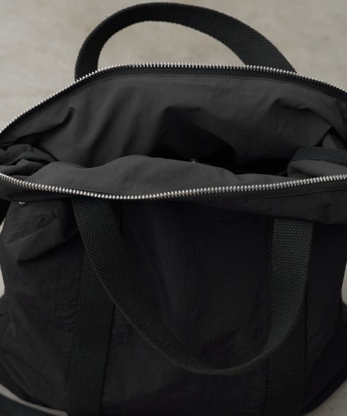 WHIMSIC(ウィムジック)の「【UNISEX】ヘルメットバッグ(ショルダーバッグ・メンズ・ミント/ホワイト/ブラック・FREE)」の11枚目の写真