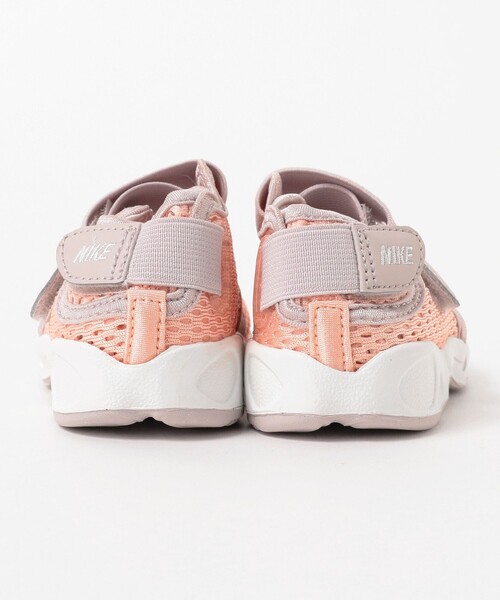 NIKE(ナイキ)の「NIKE / リトル リフト TD (13~16cm)(スニーカー・キッズ・ピンク・16/14/15 /13)」の6枚目の写真