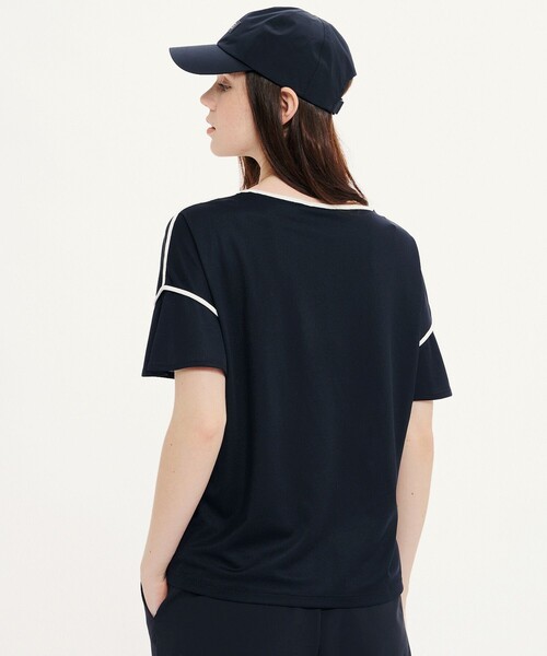 AIGLE(エーグル)の「接触冷感 吸水速乾 ワンポイントロゴ ピスネーム ボートネック パフスリーブ半袖Tシャツ(Tシャツ/カットソー・レディース・ホワイト/オレンジ/ブラック・S/L/M/XS)」の8枚目の写真