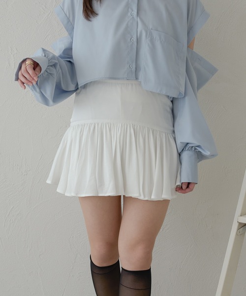 Ambre Neige(アンブルネージュ)の「frill short skirt pants / フリルショートスカパン(スカート・レディース・ライトベージュ/ブラック/ライトグレー/オフホワイト・FREE)」の5枚目の写真